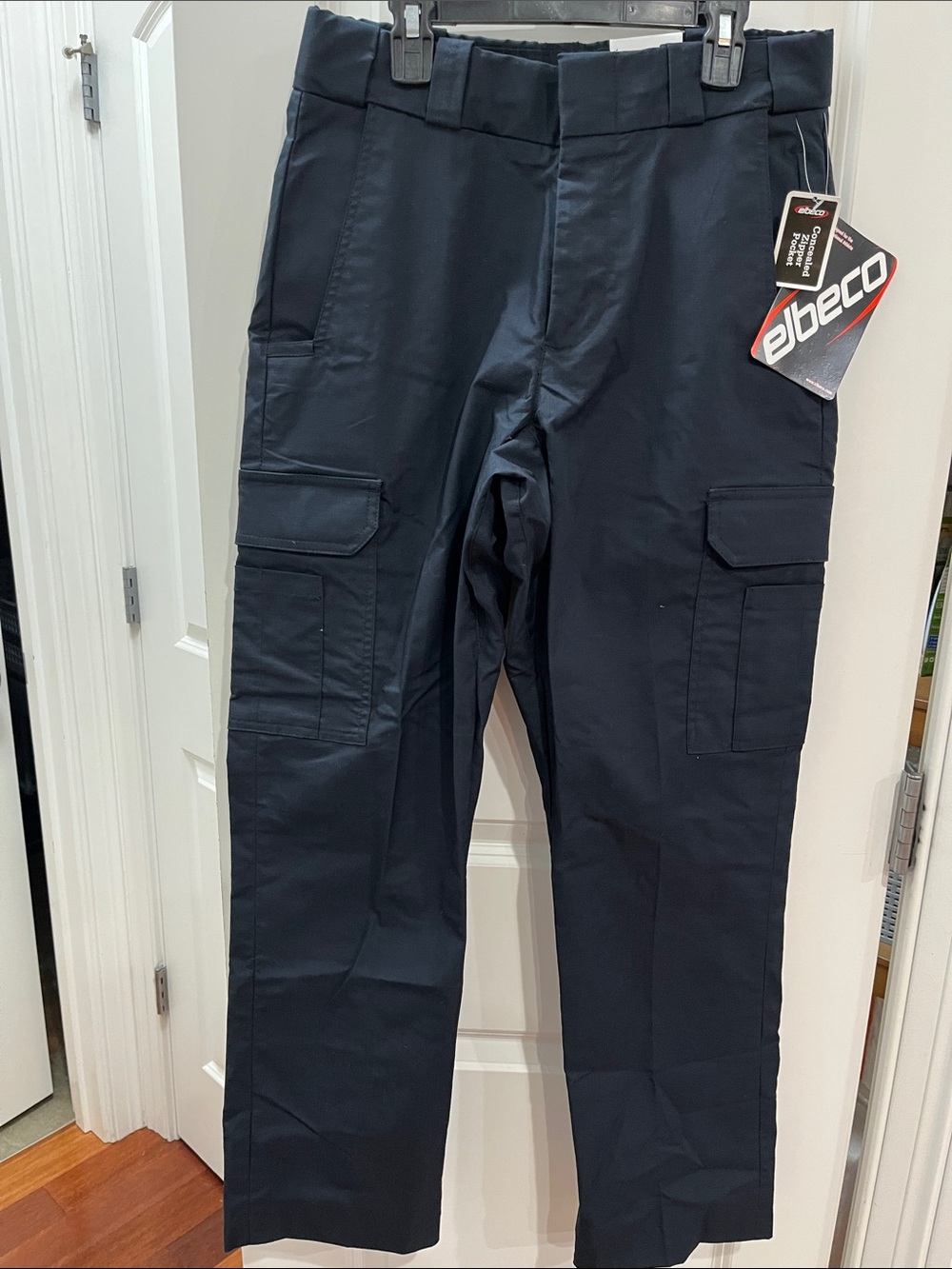 Elbeco Men’s Navy Cargo Pants – Tactical Utility Design